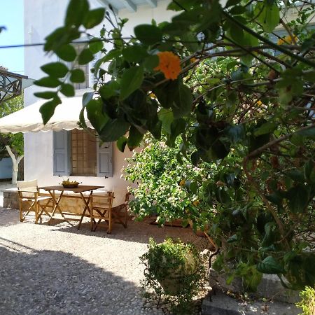 Liknon Guesthouse Villa Galaxidi Exterior photo