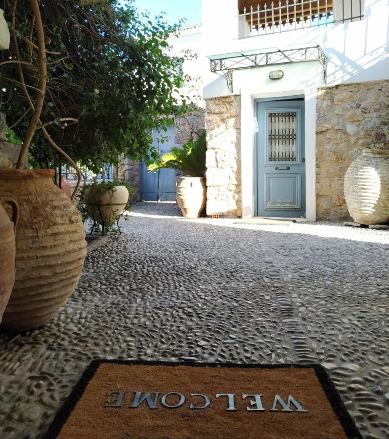 Liknon Guesthouse Villa Galaxidi Exterior photo