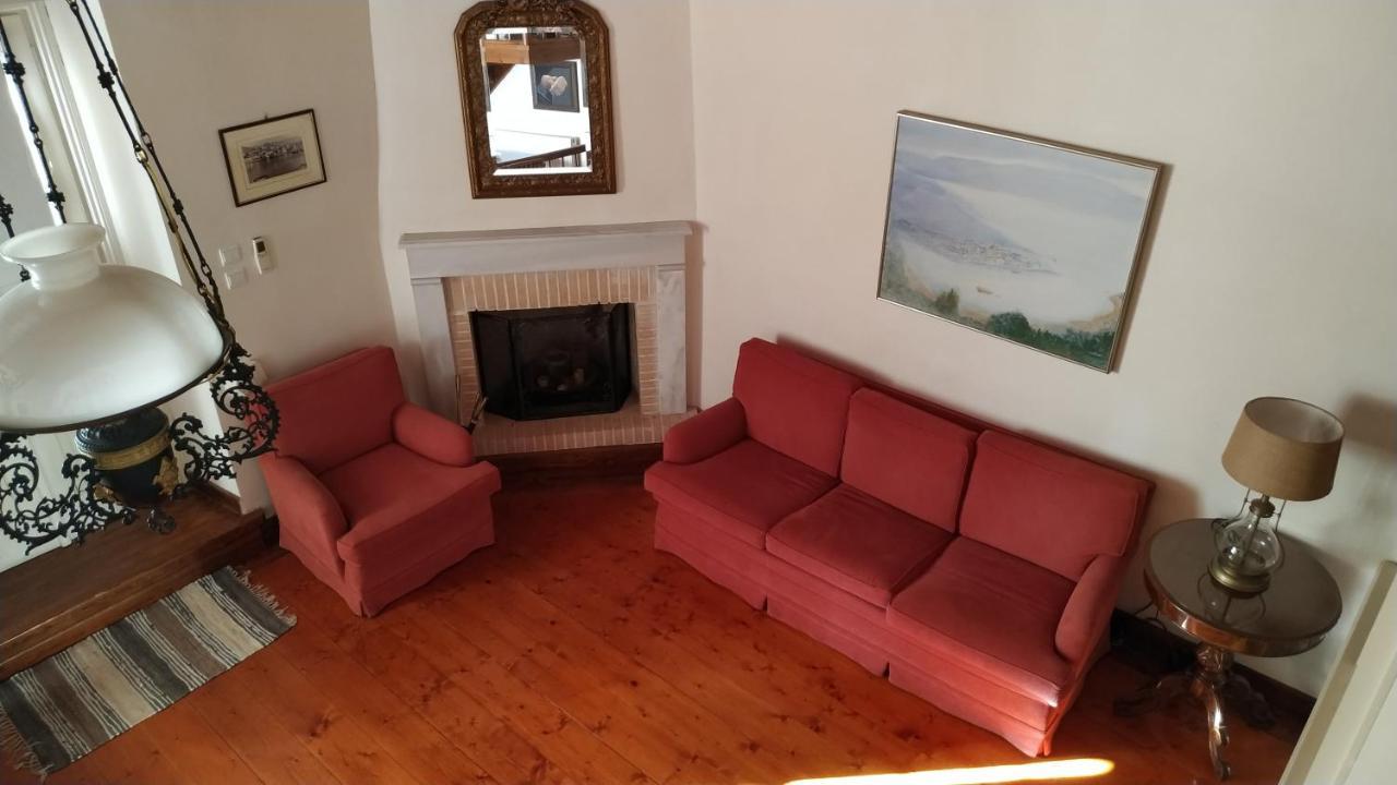 Liknon Guesthouse Villa Galaxidi Exterior photo